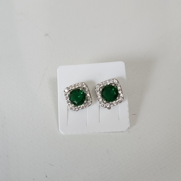 Pretty Bird Jewelry Jewelry - Silver and Green Emerald Stud Earrings with Crystal Halo